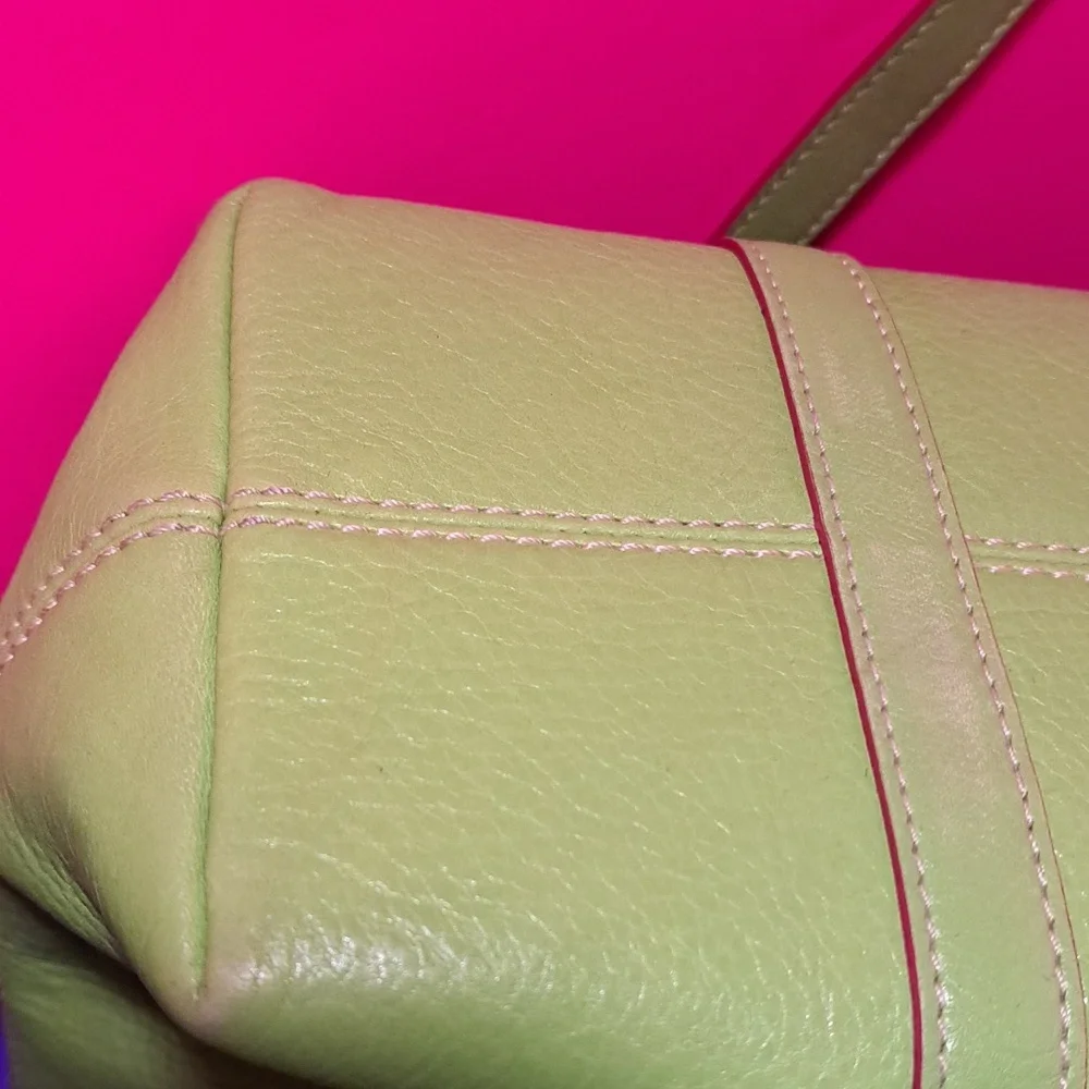 vintage Dooney & Bourke leather "Wicked" 💚shoulder Bag ST. PATRICKS DAY READY🍀 - Picture 13 of 16